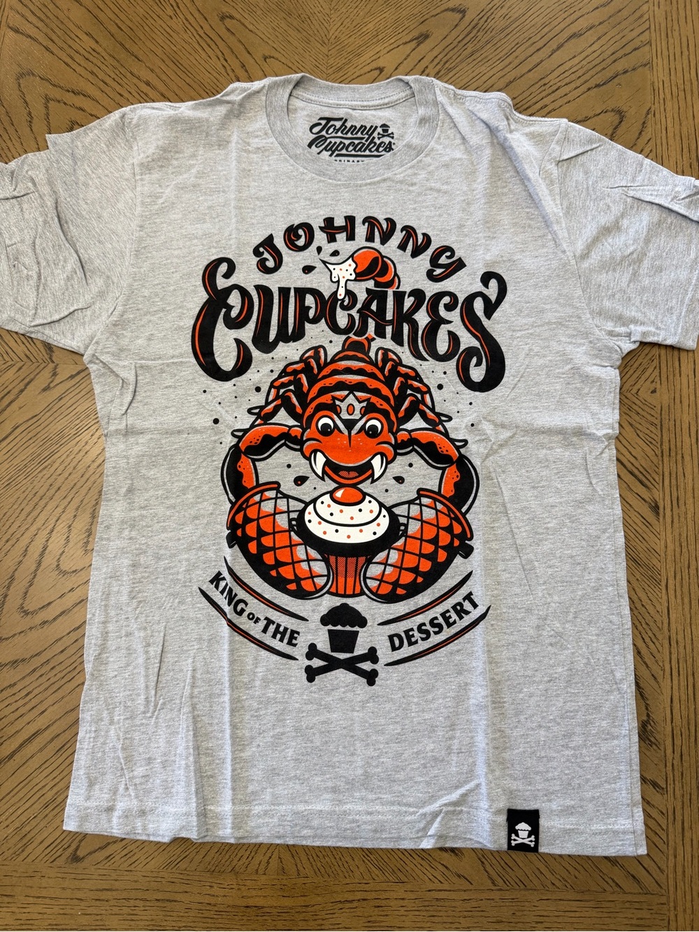 Men’s Johnny Cupcakes ‘King of the Dessert’ Tee